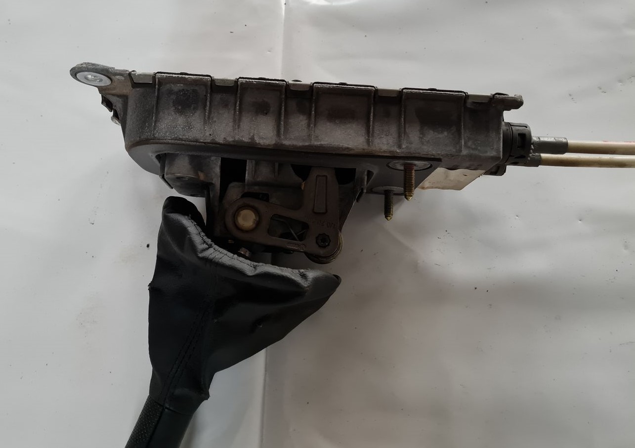 Ātrumu pārslēgšanas slēdzis priekš VW GOLF IV 1999 3 Ātrumu pārslēgšanas slēdzis priekš VW GOLF IV 1999