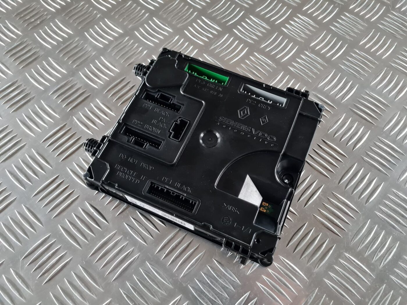 Komforta vadības bloks priekš RENAULT LAGUNA 2008 2 Komforta vadības bloks priekš RENAULT LAGUNA 2008