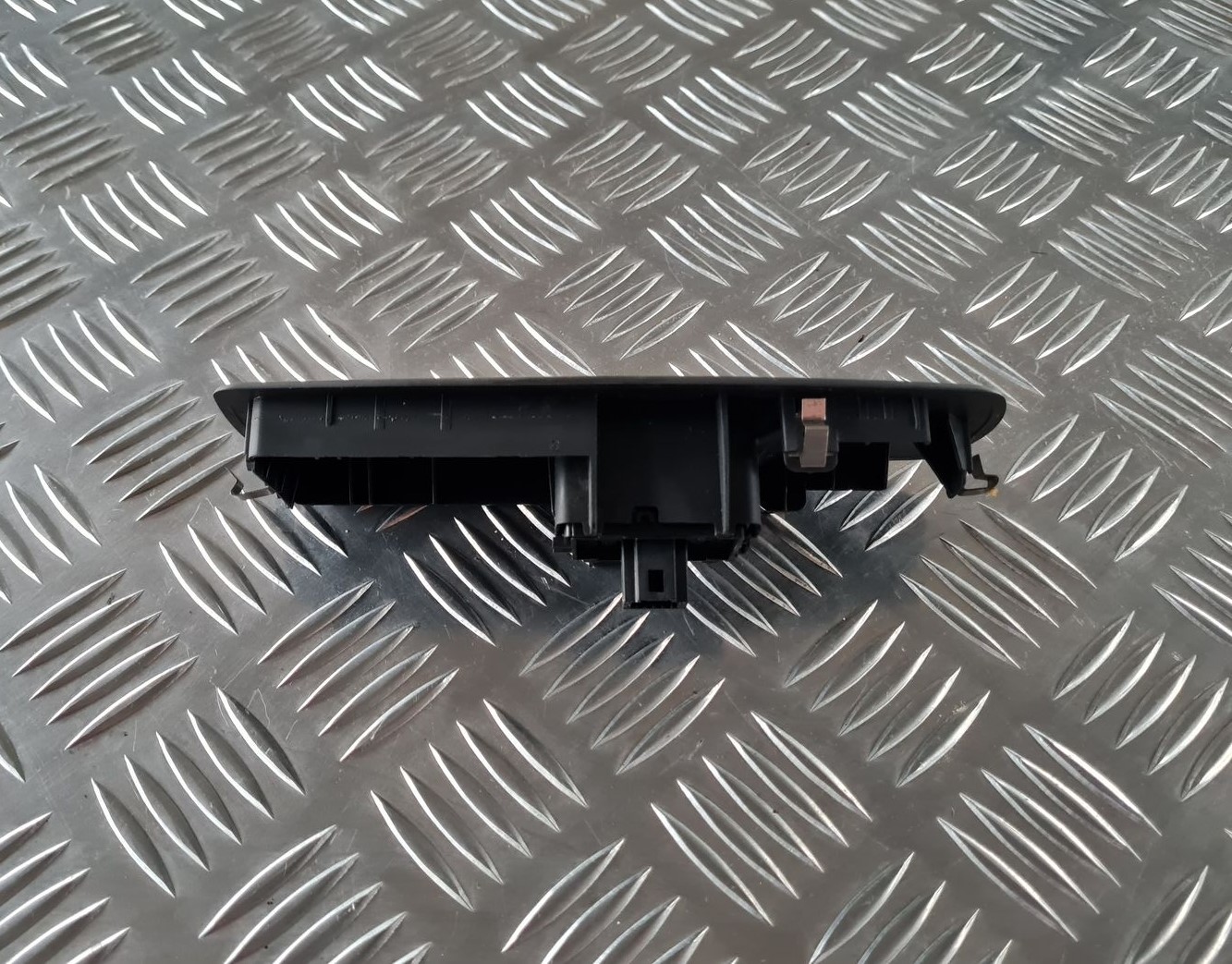 Stikla pacelšanas poga priekš RENAULT LAGUNA 2008 3 Stikla pacelšanas poga priekš RENAULT LAGUNA 2008