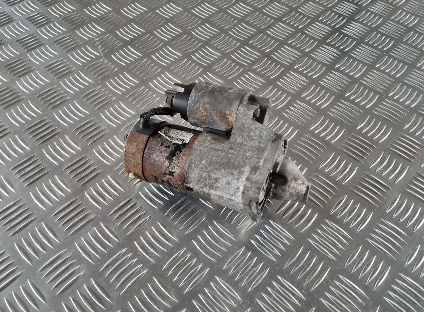 Starteris priekš RENAULT LAGUNA 2008 1 Starteris priekš RENAULT LAGUNA 2008