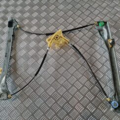 Stikla pacelšanas mehānisms priekšējais labais priekš RENAULT LAGUNA 2008