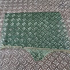 Aizmugurējo labo durvju stikls priekš RENAULT LAGUNA 2008