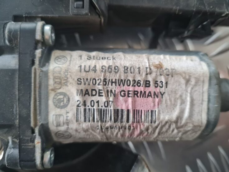 Stikla pacelšanas mehānisms priekšējais kreisais priekš SKODA OCTAVIA 2002