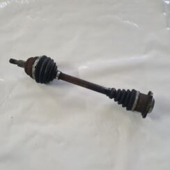 Pusass priekšējā kreisā priekš SKODA OCTAVIA 2002