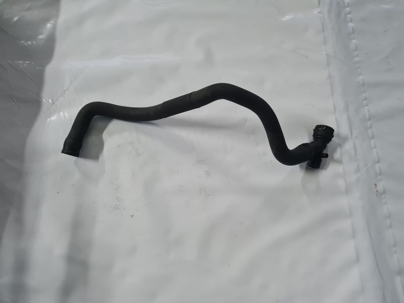 Dzesēšanas caurule priekš SKODA OCTAVIA 2002 1 Dzesēšanas caurule priekš SKODA OCTAVIA 2002