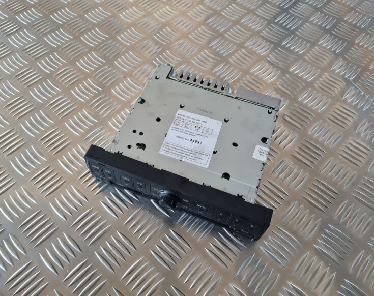 Automašīnas radio priekš AUDI A6 1998