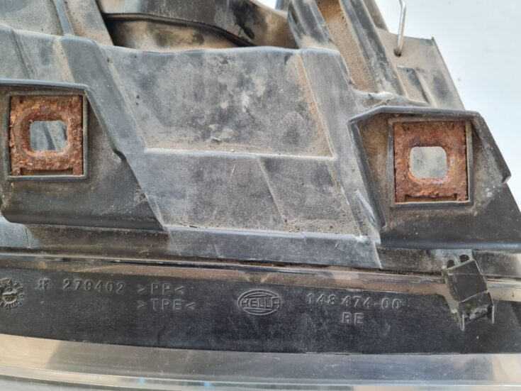 Priekšējais labais lukturis priekš AUDI A6 1998