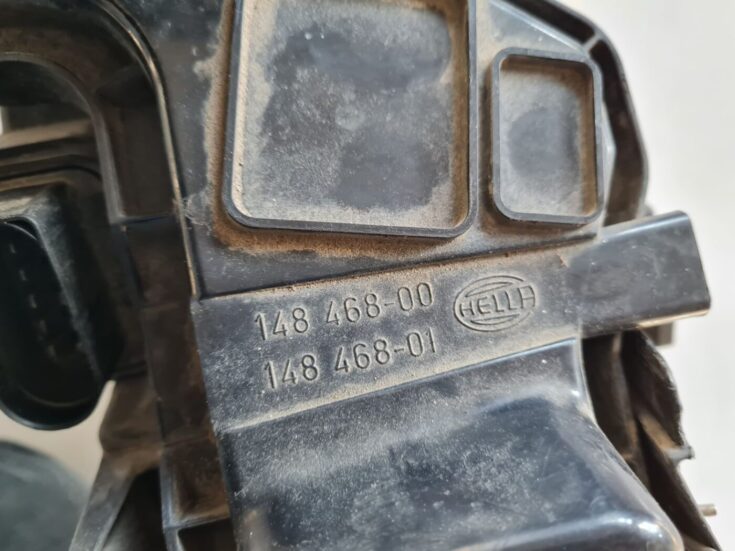 Priekšējais labais lukturis priekš AUDI A6 1998