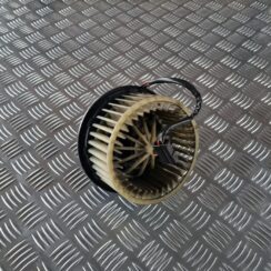 Salona ventilators priekš AUDI 80 1991