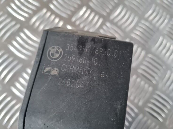 Gāzes pedālis priekš BMW 6 E63 645 2004