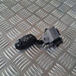 Pagrieziena rādītāju slēdzis priekš BMW 6 E63 645 2004