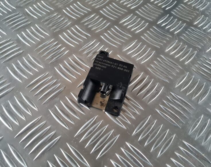 Antenas pastiprinātāja bloks priekš BMW 6 E63 645 2004