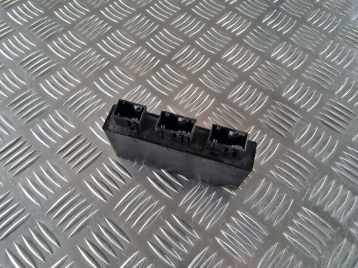 Parkošanās devēju vadības bloks priekš BMW 6 E63 645 2004