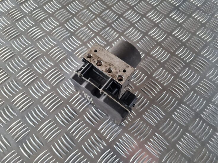 ABS bloks priekš BMW 6 E63 645 2004