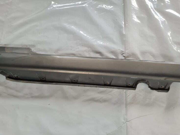 Ārēja sliekšņa laba uzlika priekš BMW 6 E63 645 2004
