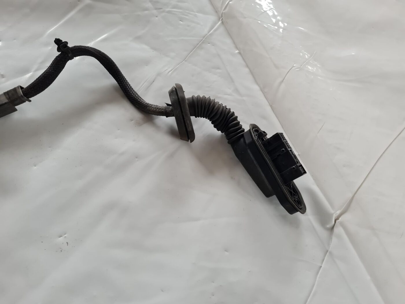 Durvju vadi priekš BMW 6 E63 645 2004 2 Durvju vadi priekš BMW 6 E63 645 2004