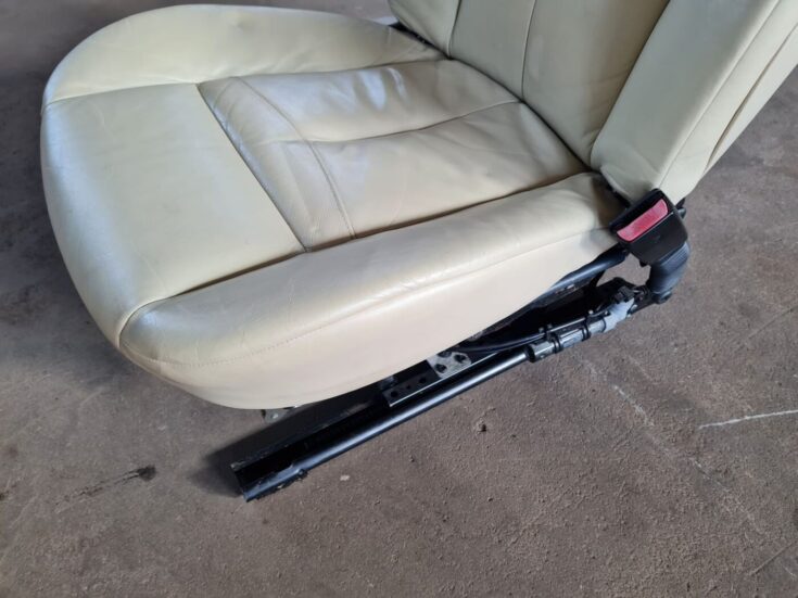 Priekšējais labais sēdeklis priekš BMW 6 E63 645 2004