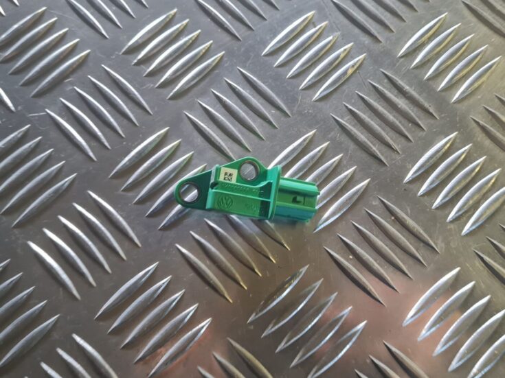 Drošības spilvena trieciensensors priekš VW GOLF 5 2004