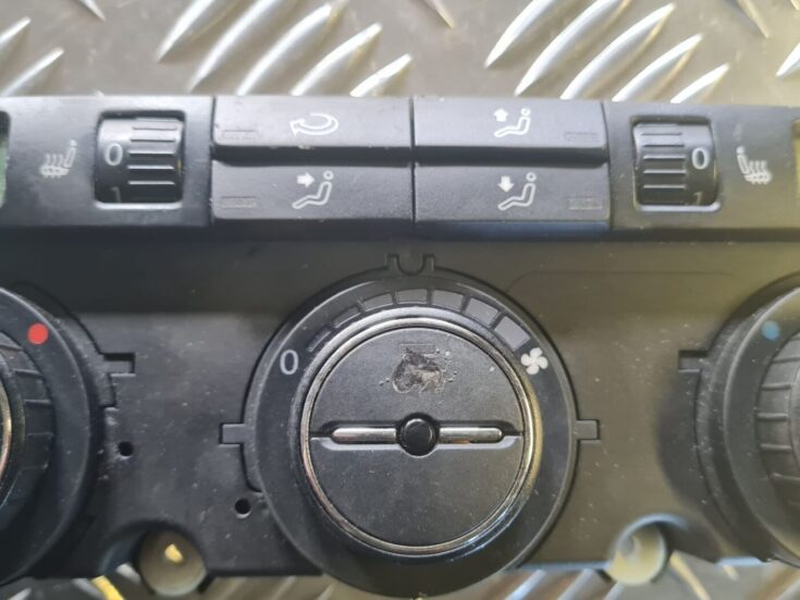Klimata kontroles bloks priekš VW GOLF 5 2004