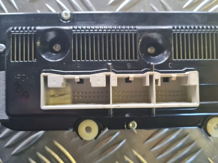 Klimata kontroles bloks priekš VW GOLF 5 2004