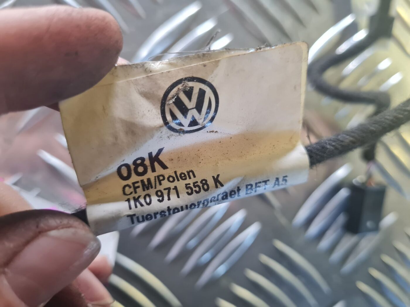 Durvju vadi priekš VW GOLF 5 2004 5 Durvju vadi priekš VW GOLF 5 2004