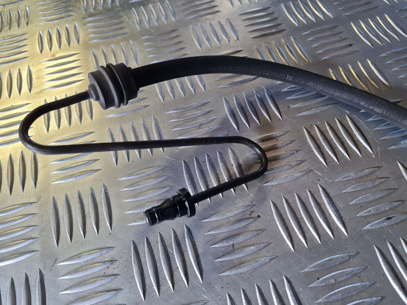 Sajūga caurule priekš VW GOLF 5 2004 5 Sajūga caurule priekš VW GOLF 5 2004