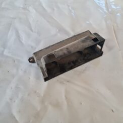 Salona gaisa vads priekš VW GOLF 5 2004