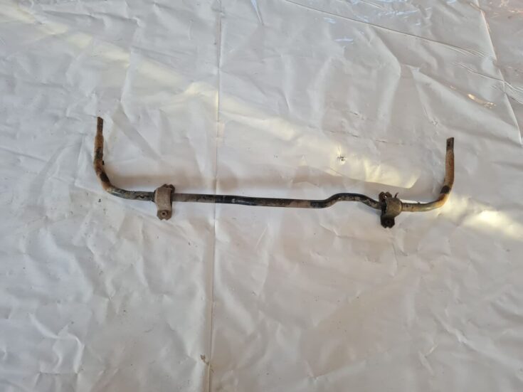 Priekšējais stabilizators priekš VW GOLF 5 2004