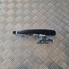 Priekšējāis labais durvju rokturis priekš CITROEN BERLINGO 2014