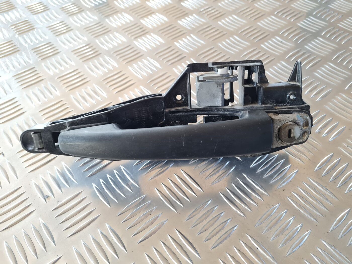 Ārējais durvju rokturis priekš CITROEN BERLINGO 2014 2 Ārējais durvju rokturis priekš CITROEN BERLINGO 2014