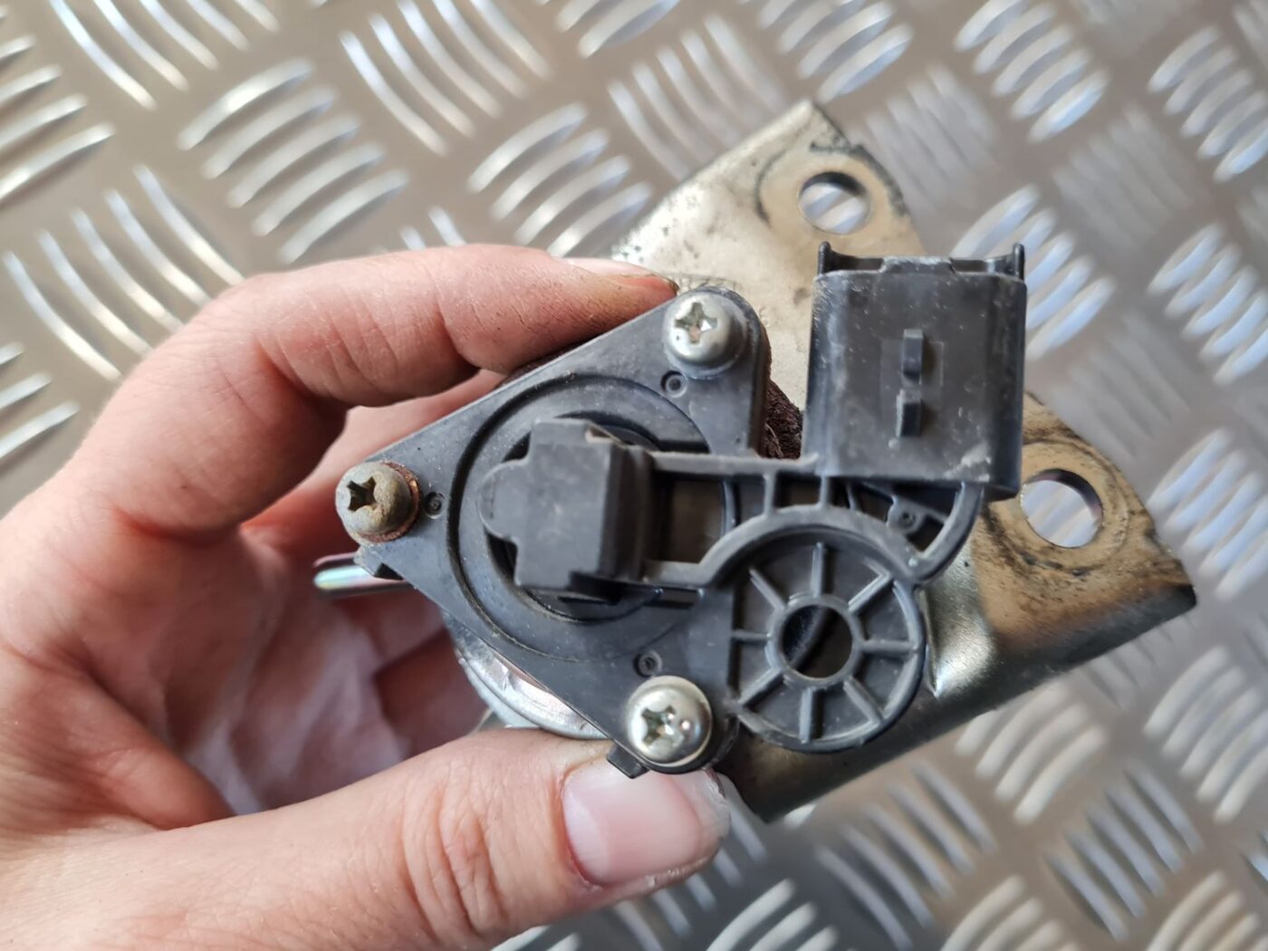 Turbīnas spiediena vārsts priekš CITROEN BERLINGO 2014 6 Turbīnas spiediena vārsts priekš CITROEN BERLINGO 2014