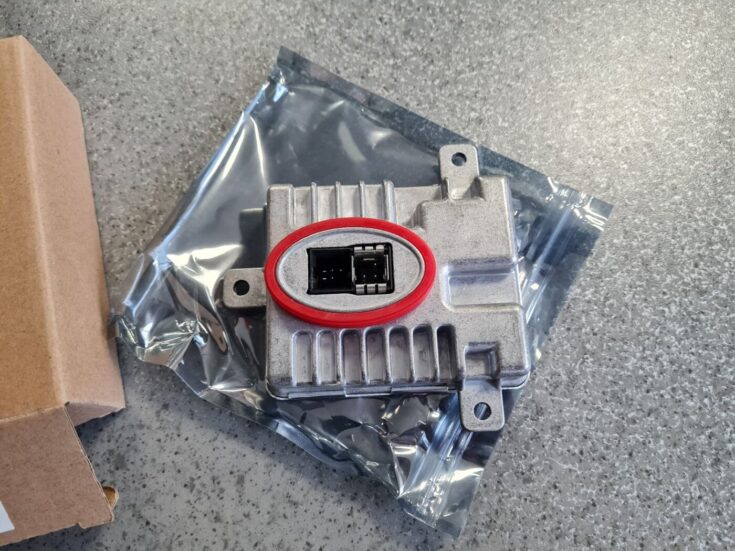 Ksenona vadības bloks priekš BMW 520D F11 2011 TOURING