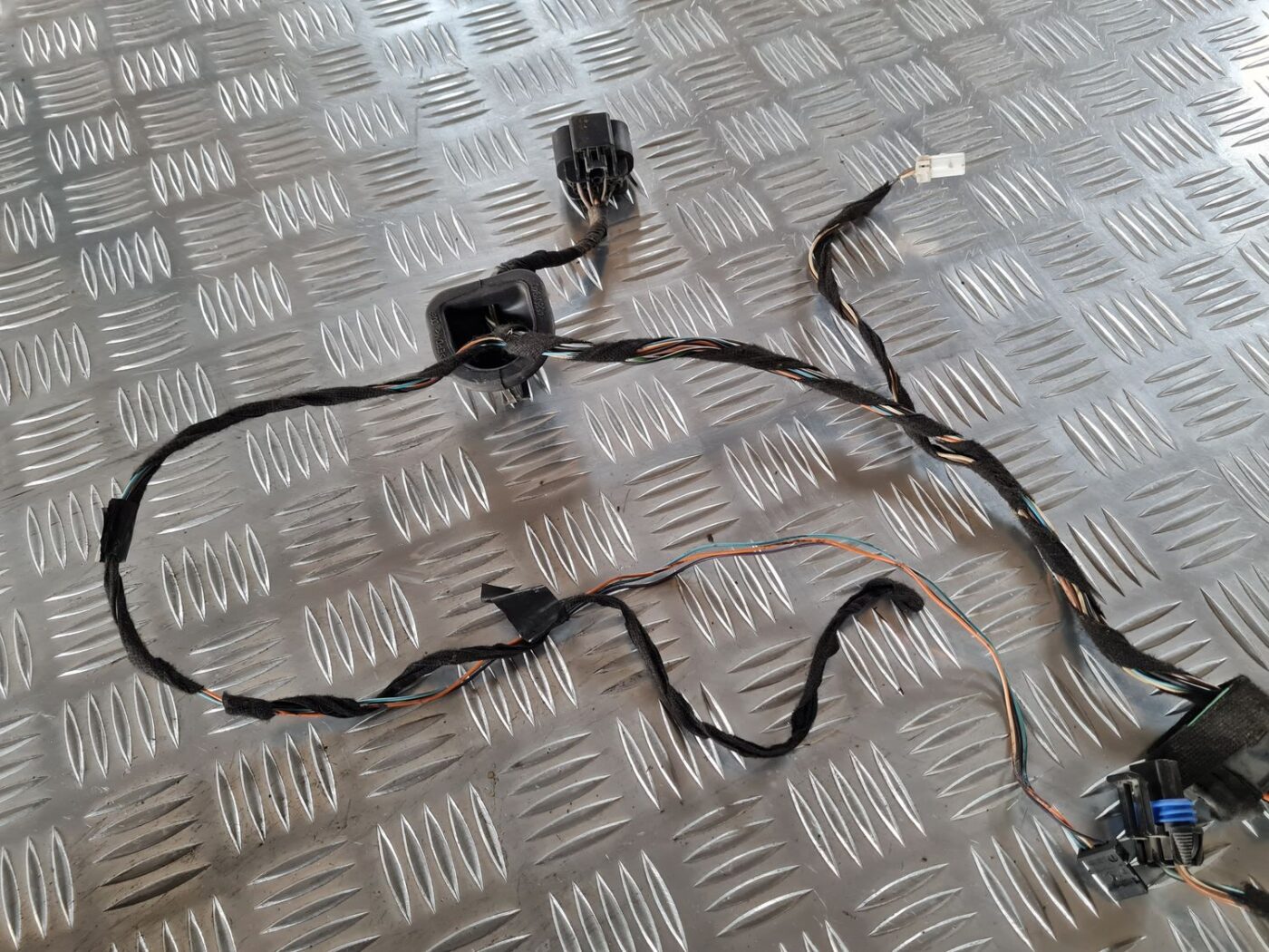 Durvju vadi priekš FIAT STILO 2003 5 Durvju vadi priekš FIAT STILO 2003