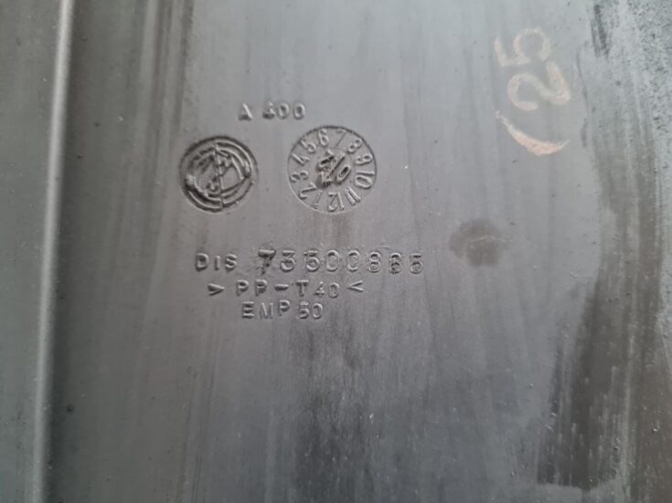 Zobsīksnas aizsargs priekš FIAT STILO 2003