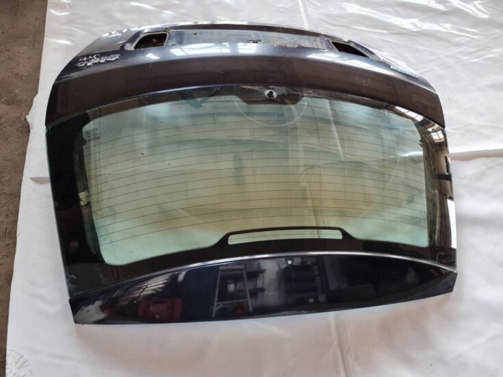 Bagāžnieka vāks priekš FIAT STILO 2003