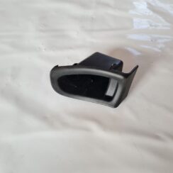 Mantu glabāšanas nodalījums centrā priekš FIAT STILO 2003