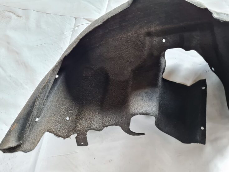 Aizmugurējais kreisais paspārns priekš FIAT STILO 2003