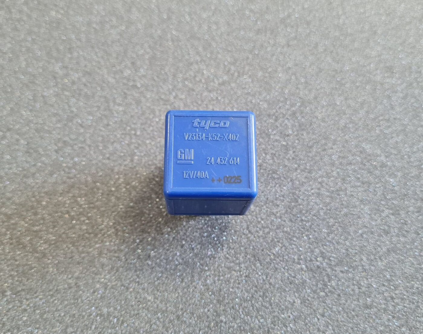 Drošinātāju releja priekš OPEL 1 Drošinātāju releja priekš OPEL