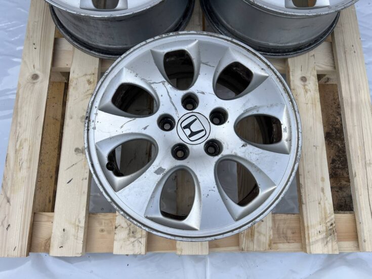 Lietais disks - vieglmetāla priekš HONDA ACCORD 2007 YR565P
