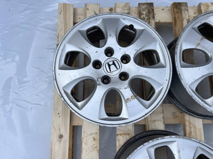 Lietais disks - vieglmetāla priekš HONDA ACCORD 2007 YR565P