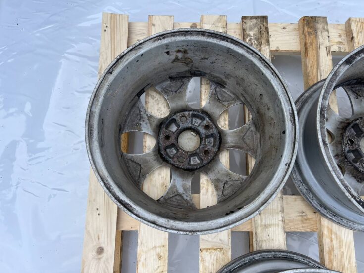 Lietais disks - vieglmetāla priekš HONDA ACCORD 2007 YR565P
