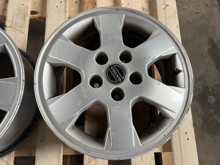 Lietie diski - vieglmetāla (kpl) priekš VOLVO V70 2003 GREY