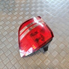 Aizmugurējais labais lukturis priekš DODGE JOURNEY 2010