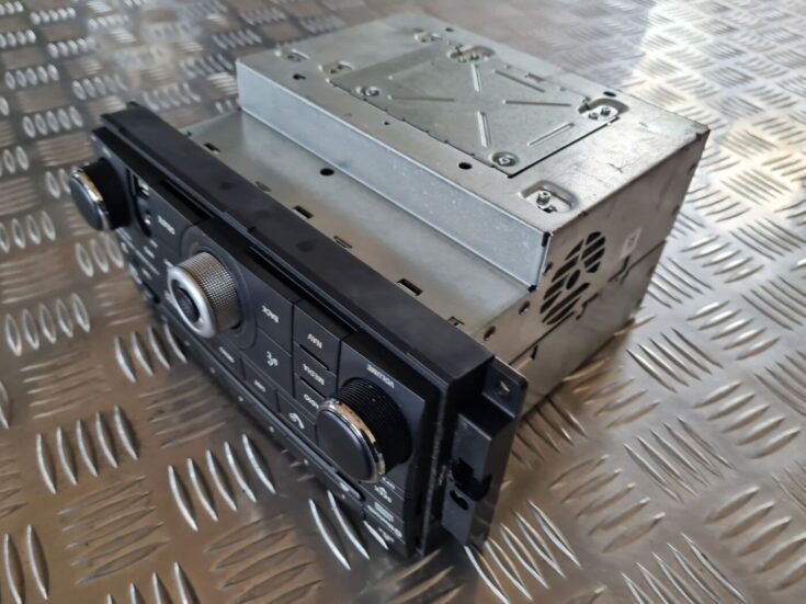 CD/DVD/Navigācijas bloks priekš DODGE JOURNEY 2010