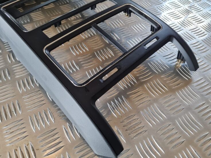 Mērinstrumentu paneļa dekoratīvais rāmis priekš DODGE JOURNEY 2010