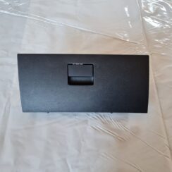 Mantu glabāšanas nodalījums pasažiera pusē priekš DODGE JOURNEY 2010