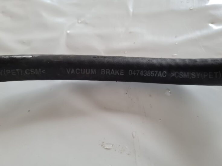 Vakuuma bremžu pastiprinātāja caurule priekš DODGE JOURNEY 2010