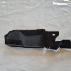 Priekšēja spārna uzlika/moldings priekš TOYOTA AURIS 2007