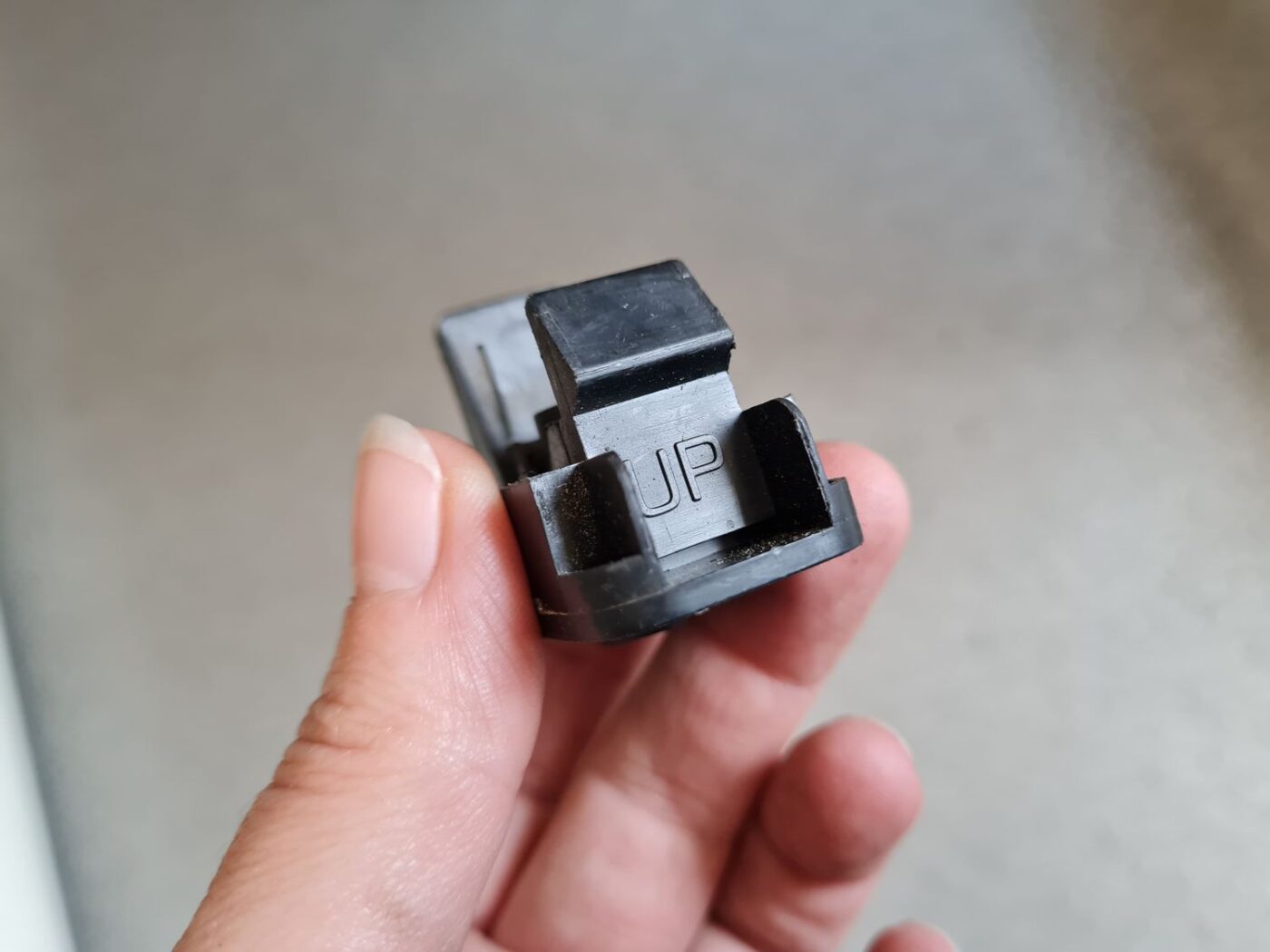 Slēdža pogas vāks priekš HONDA ACCORD 2003 SILVER 4 Slēdža pogas vāks priekš HONDA ACCORD 2003 SILVER