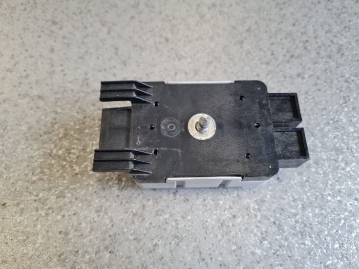 Antenas pastiprinātāja bloks priekš VW GOLF 2014